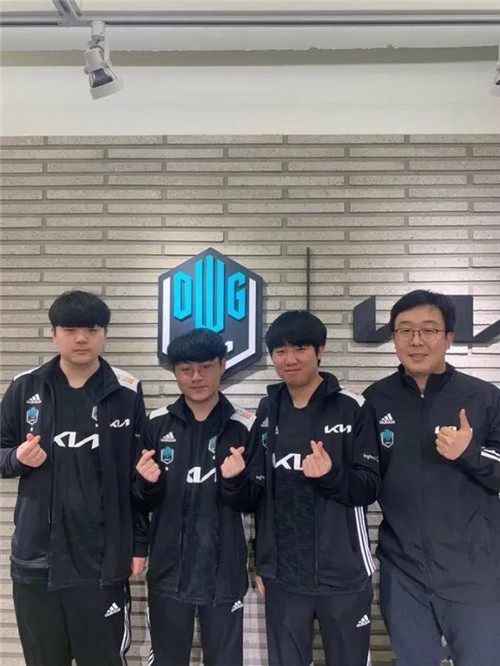 赛场表现 赛场表现