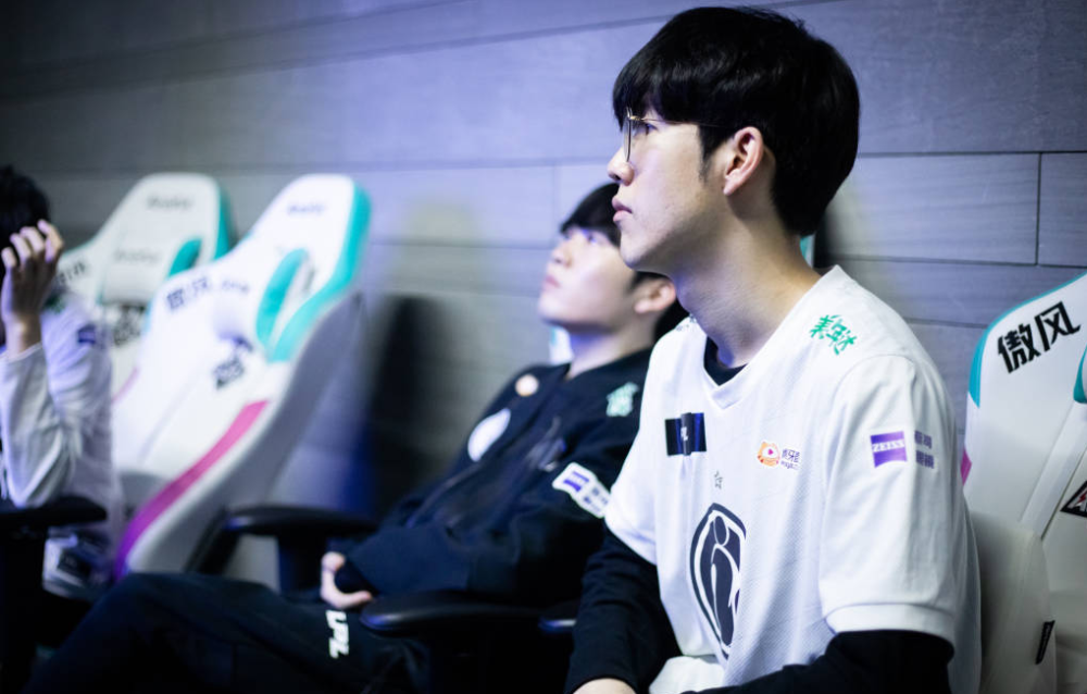 员也逐渐在 员也逐渐在