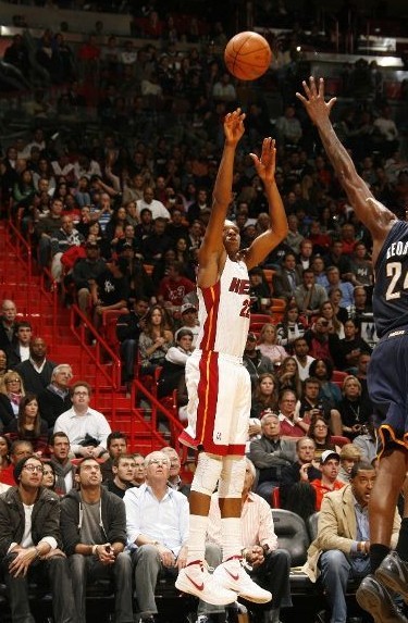 位超级巨星 位超级巨星