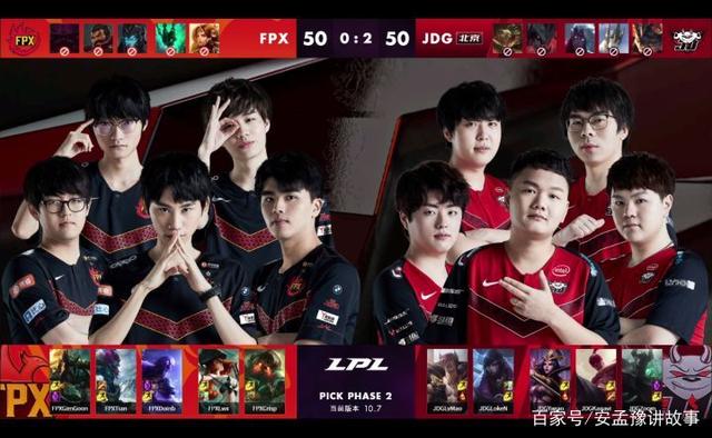 手追飞球时 手追飞球时